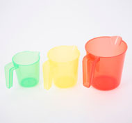Pichets doseurs translucides empilables set de 3