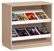 Meuble avec 2 étagères inclinées pour bibliothèque. avec une plinthe.