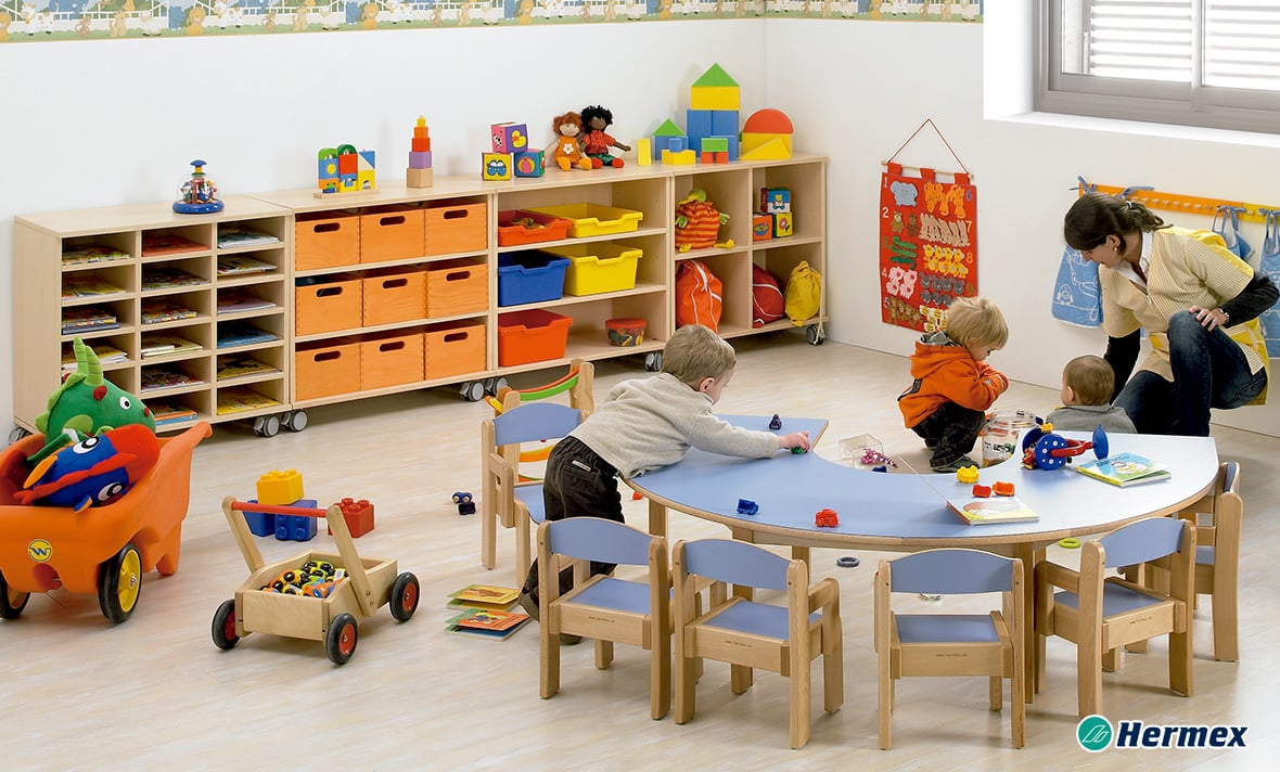 Aula%20primaria%20silla%20con%20brazos%20europa